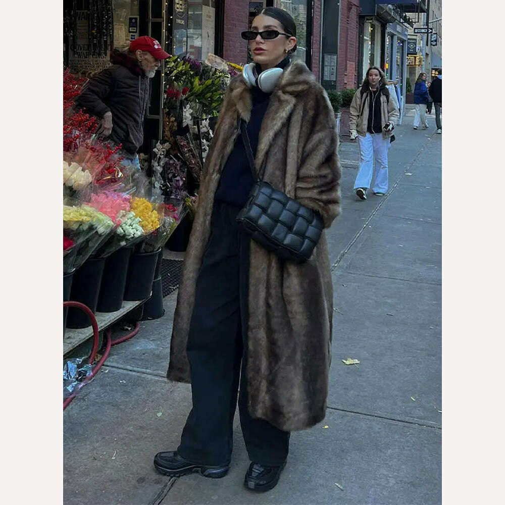 Lapel Collar Faux Fur Overcoat For Women Vintage Long Sleeve Plush Warm Coat 2024 New Fashion Lady High Street Outwears - Image 3